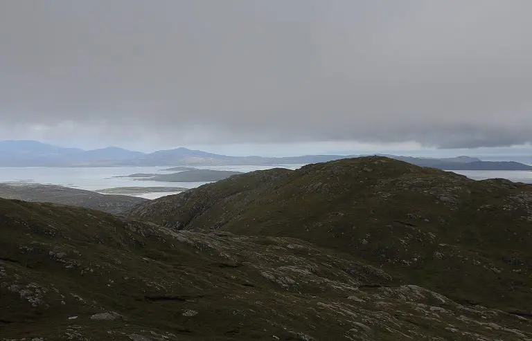Barra: Blick von der Flanke des Heaval nordwärts über Barra nach South Uist