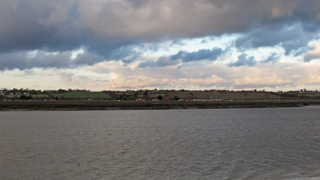 Bridgemarsh Island: Looking towards Bridgemarsh Island