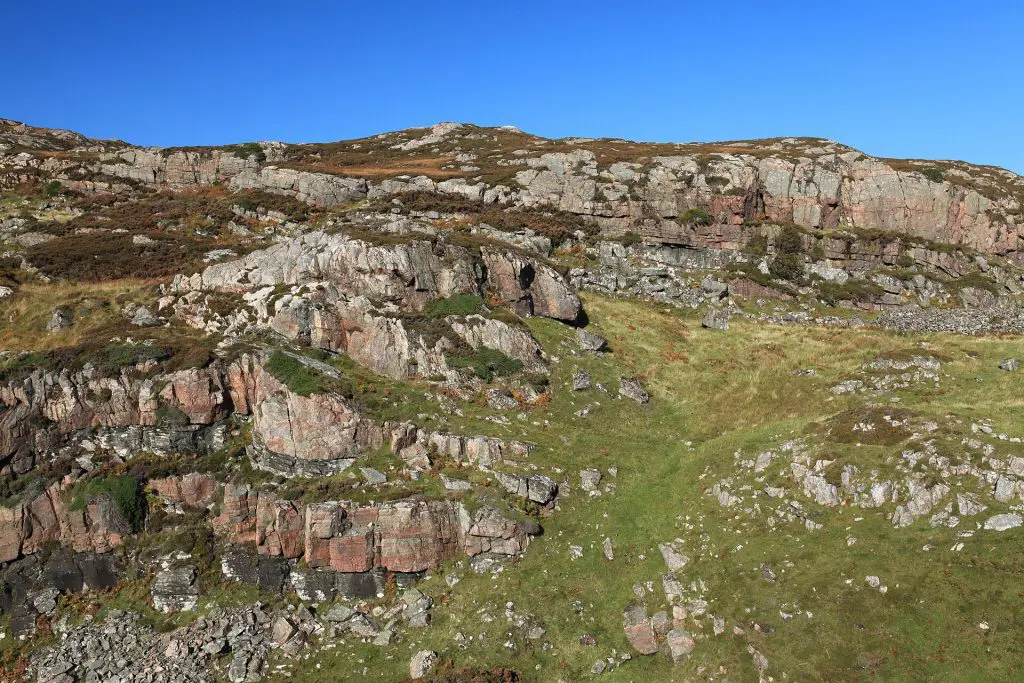 Eilean Tigh: Rocky outcrop on Eilean Tigh