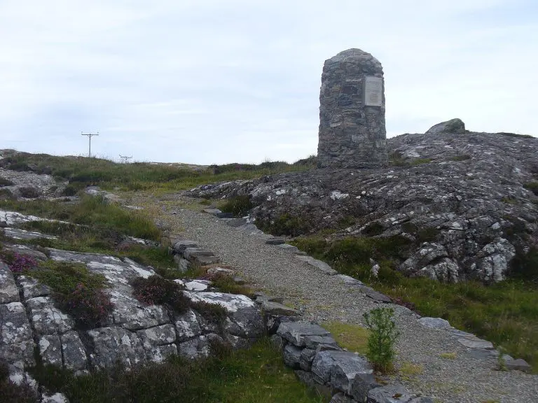 Great Bernera: Crofters' Memorial Cairn, Great Bernera