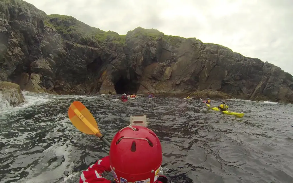 Seanna Chnoc: Heading into a cave on the north side of Seanna Chnoc