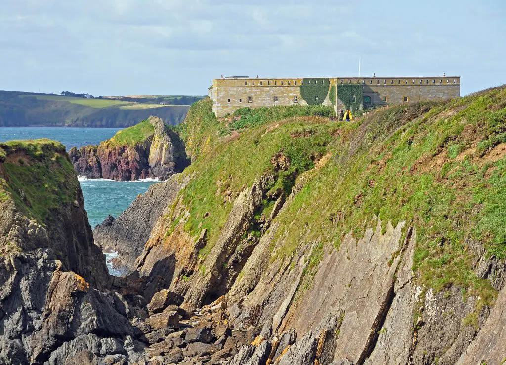 Thorne Island: This is a photo of listed building number