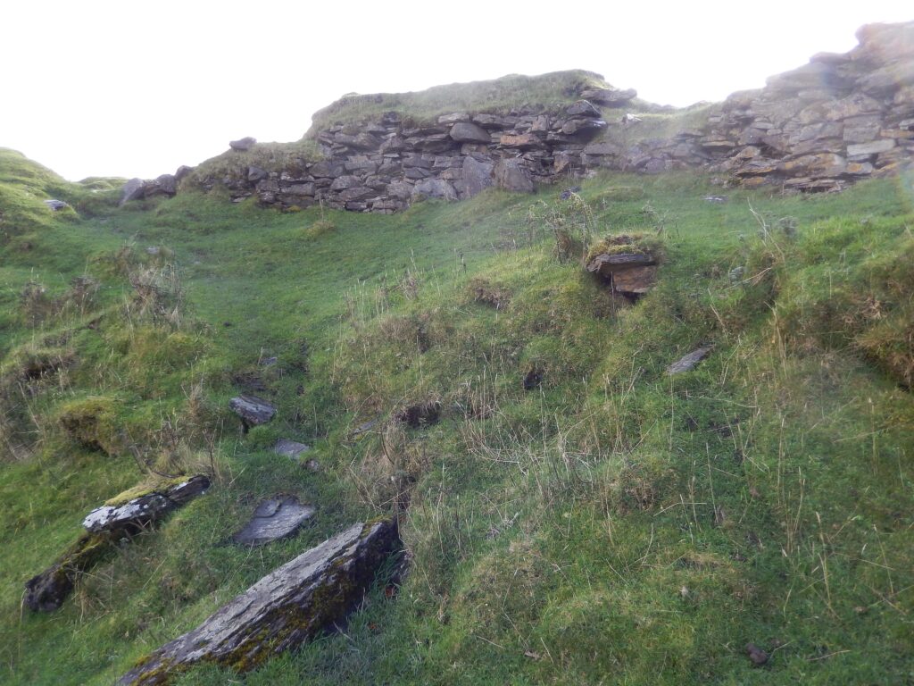 Tirefour Castle